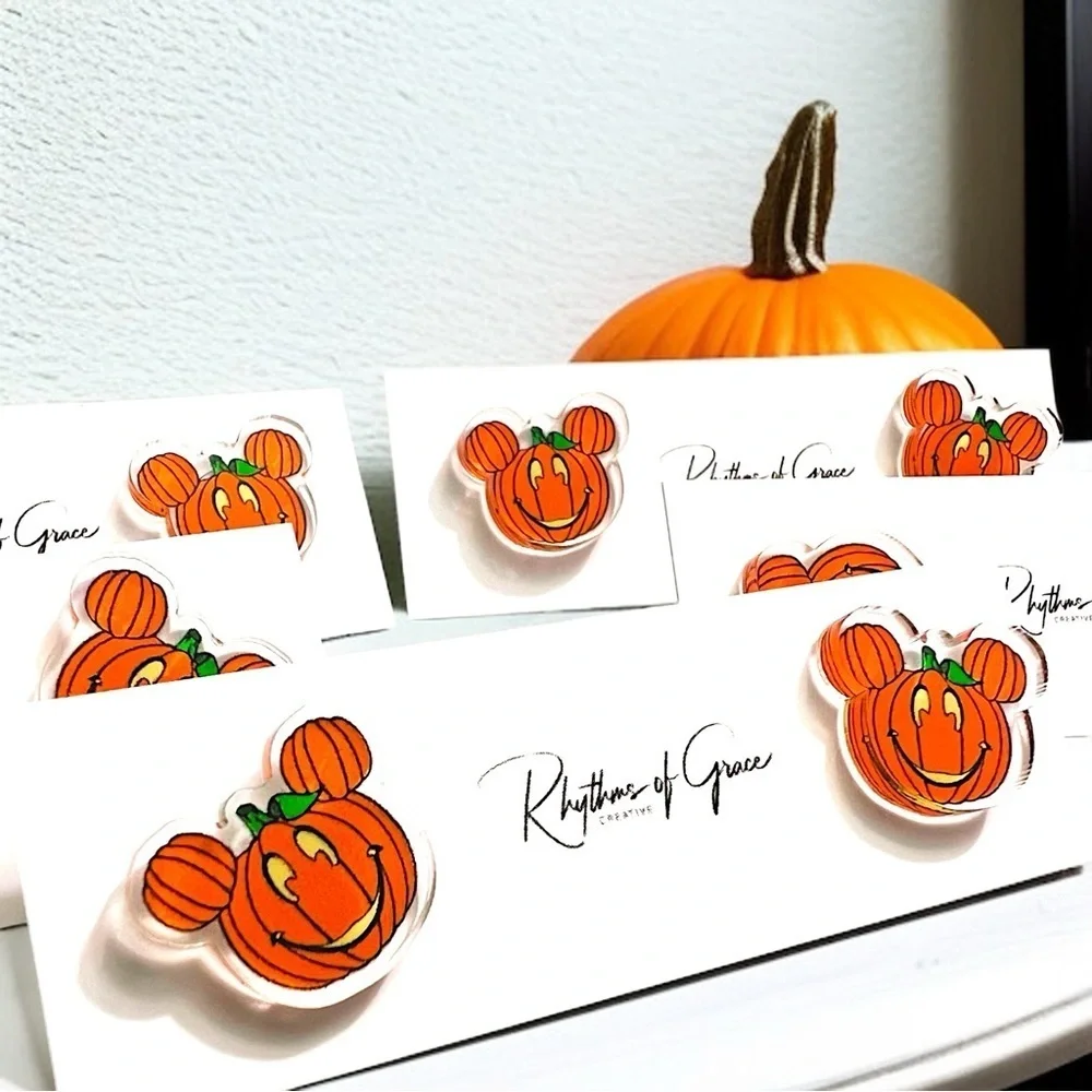 Pumpkin Mouse Halloween Stud Earrings NWT